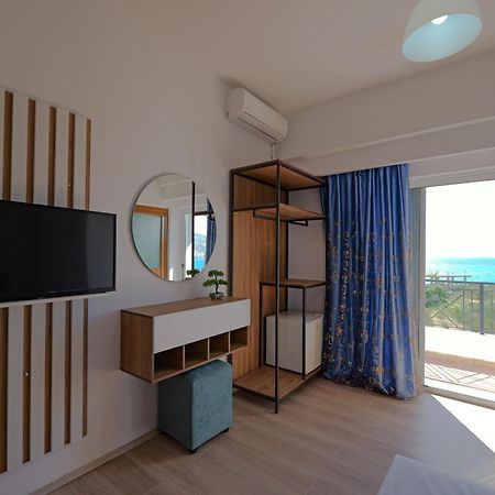 Hotel Holiday Sarande Ngoại thất bức ảnh
