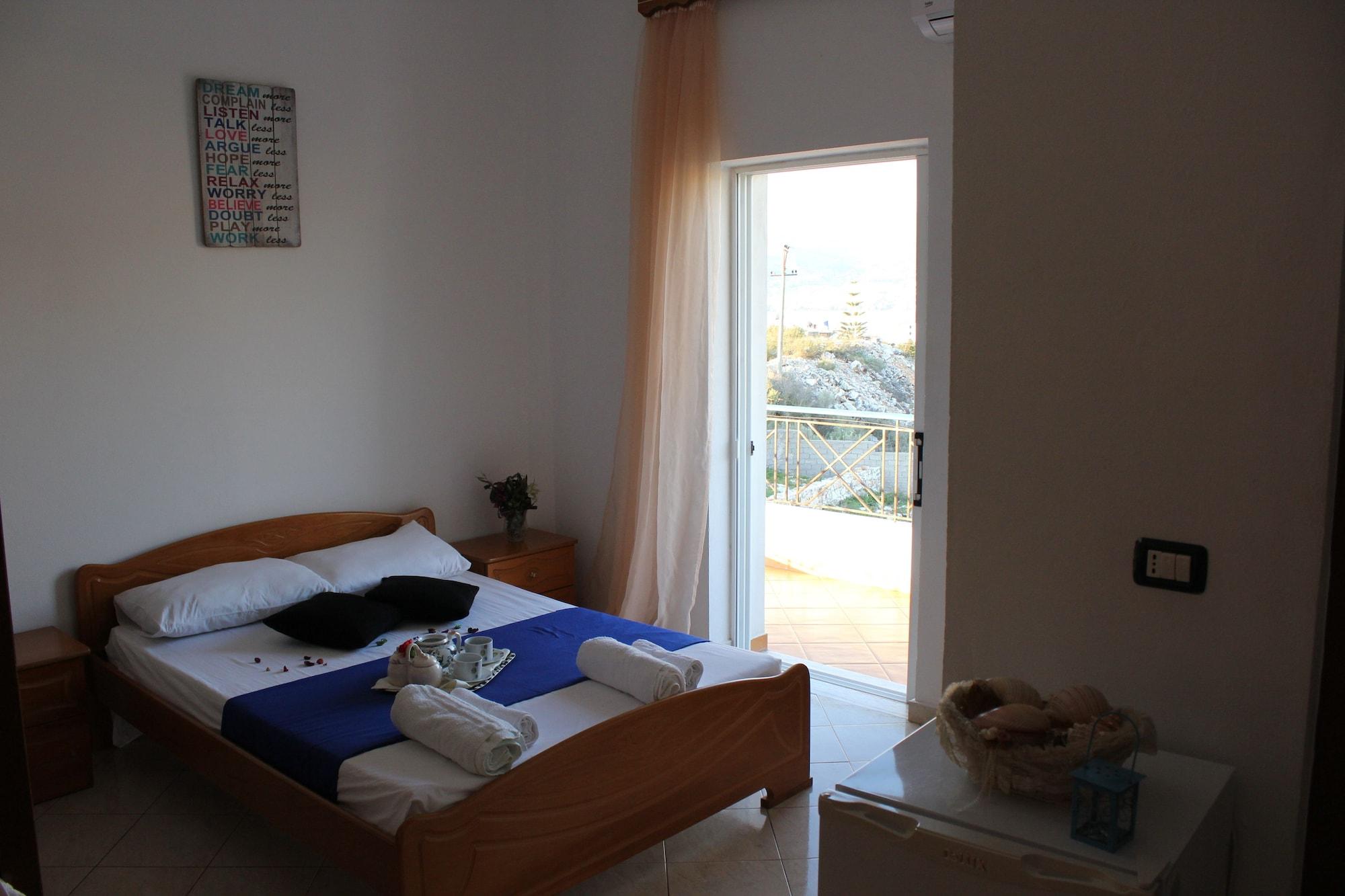 Hotel Holiday Sarande Ngoại thất bức ảnh