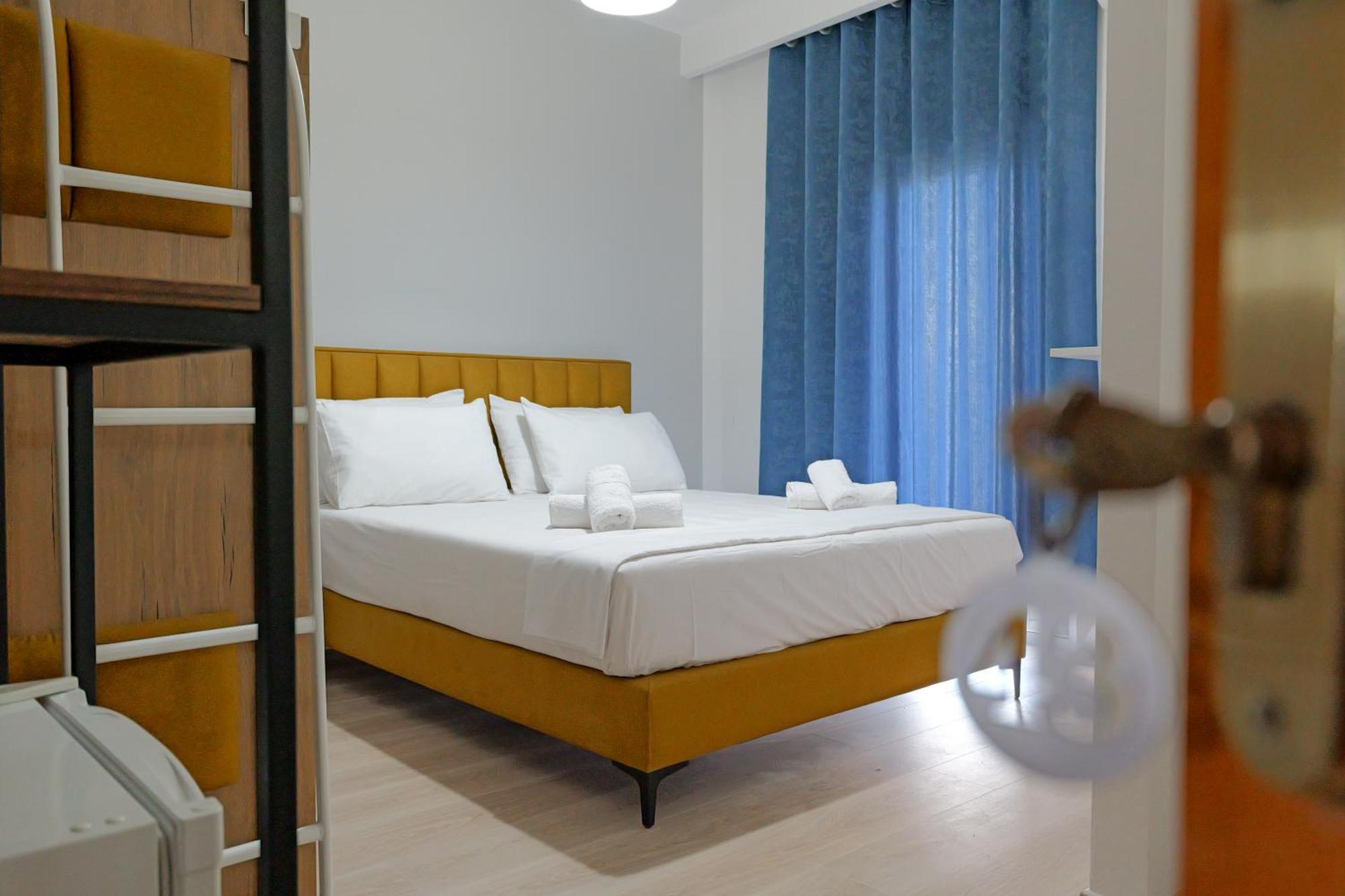 Hotel Holiday Sarande Ngoại thất bức ảnh