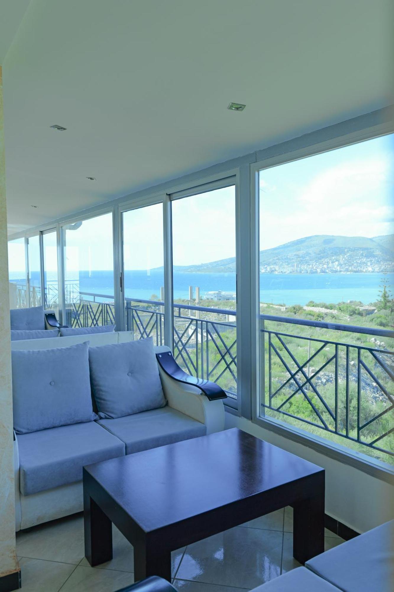 Hotel Holiday Sarande Ngoại thất bức ảnh