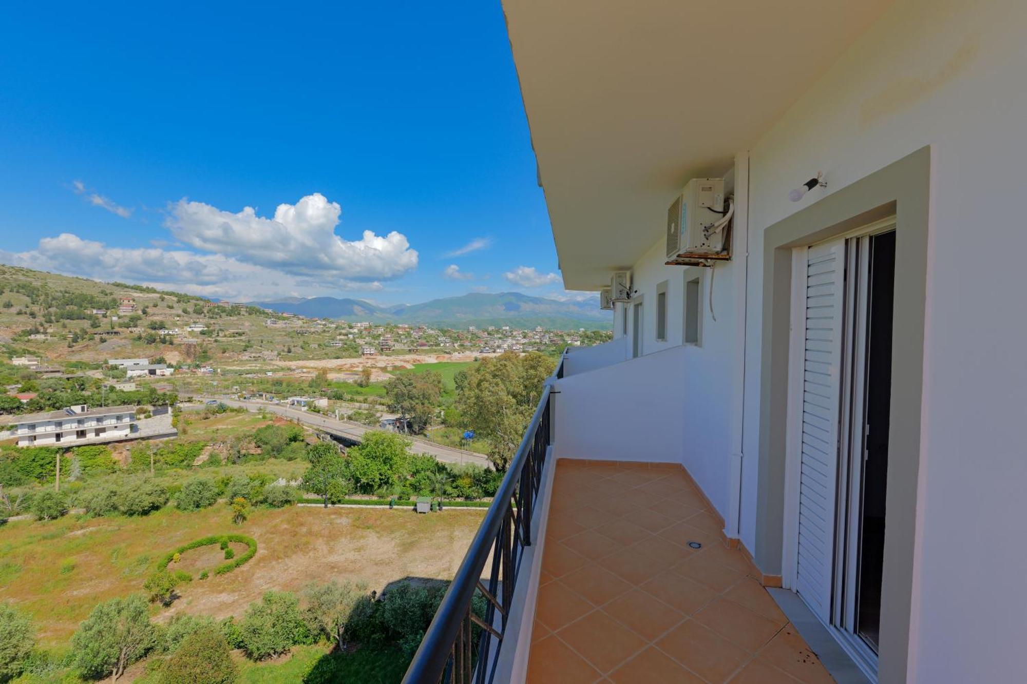 Hotel Holiday Sarande Ngoại thất bức ảnh